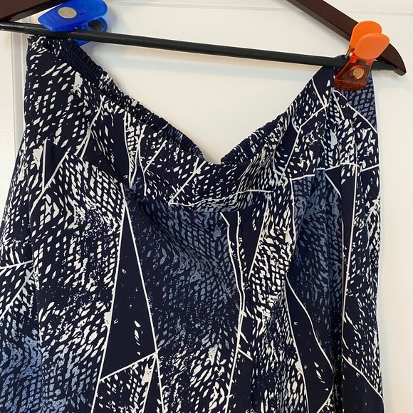 NEVER WORN! Navy and White Geometric Print Palazzo Pant - Picture 3 of 7